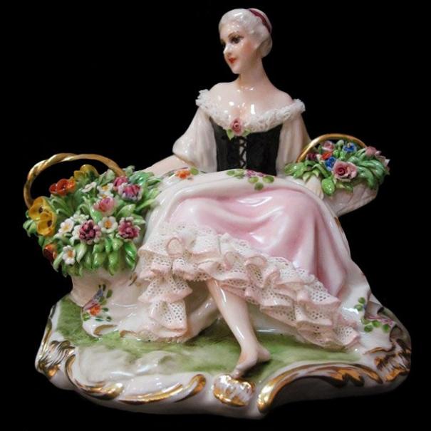 Продать статуэтки и фарфор