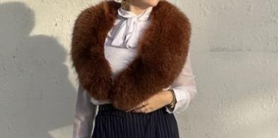 Воротник меховой рыжего цвета